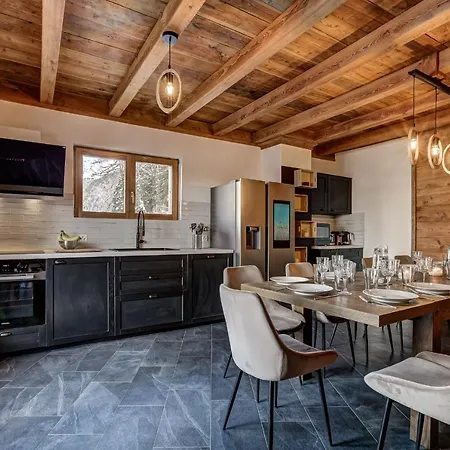 Alaska لا تزوماز