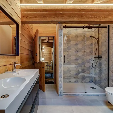 Alaska * لا تزوماز