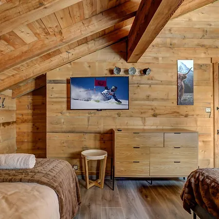 Alaska Chalet
